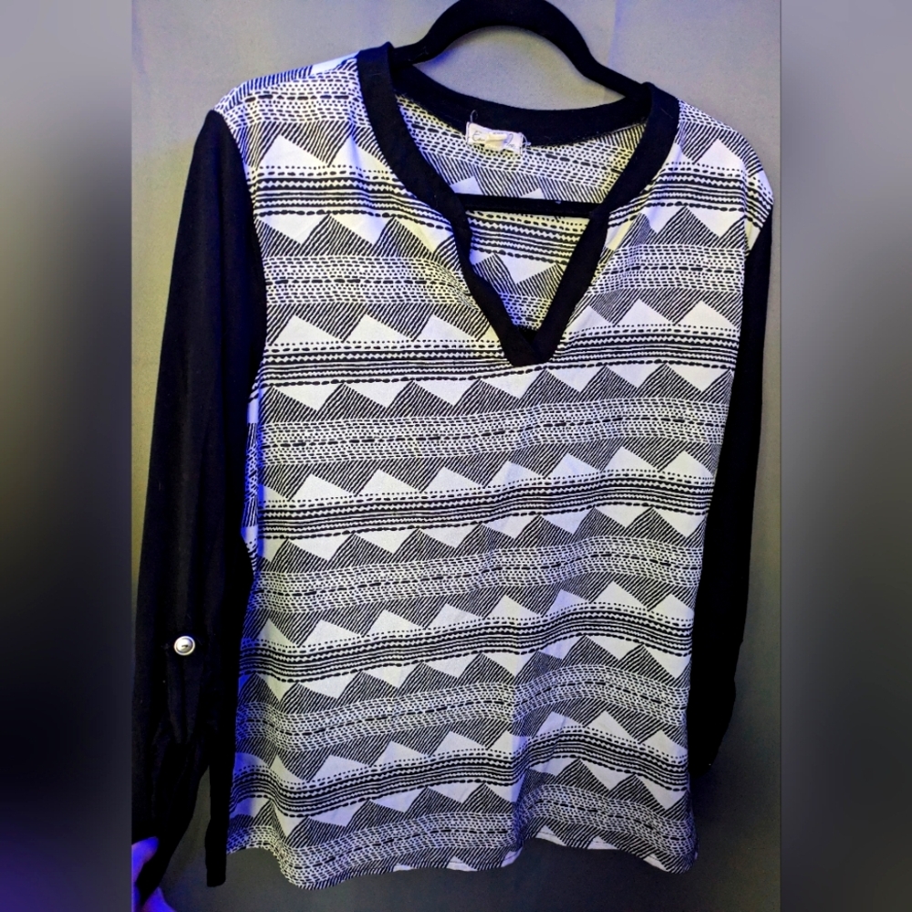 3 FOR $20 Black and White Blouse